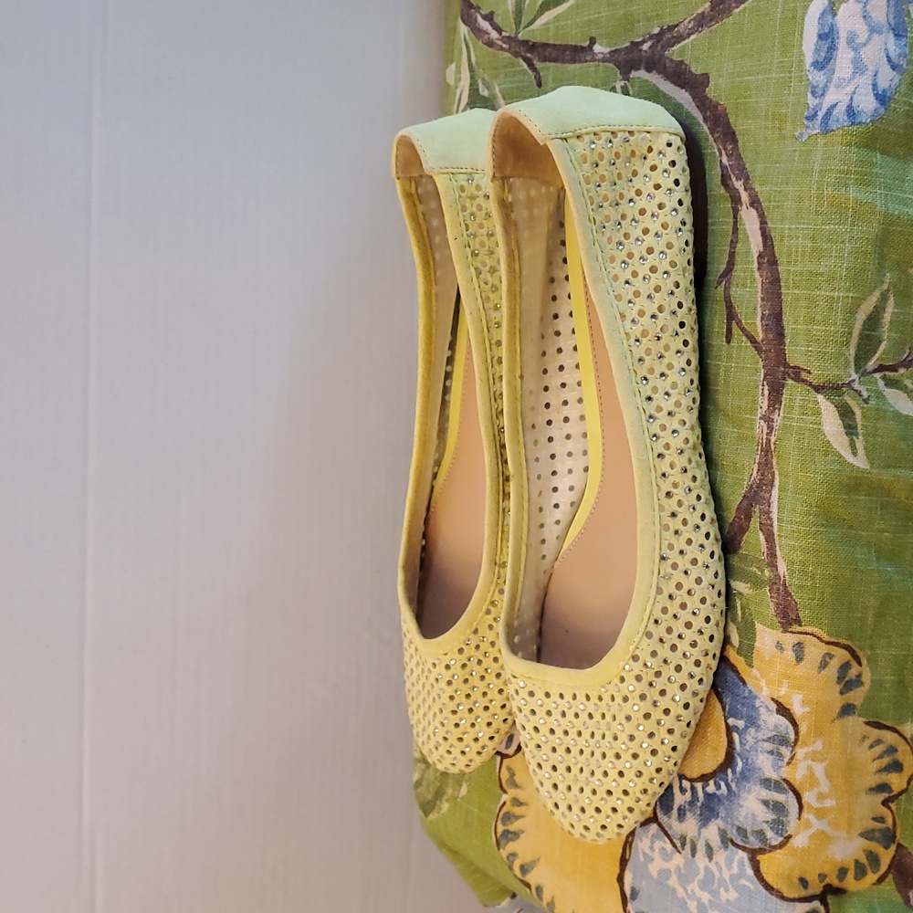 Antonio Melani Yellow Leather Ballet Flats with Rhinestones, Size 10 Medium - Picture 4 of 14